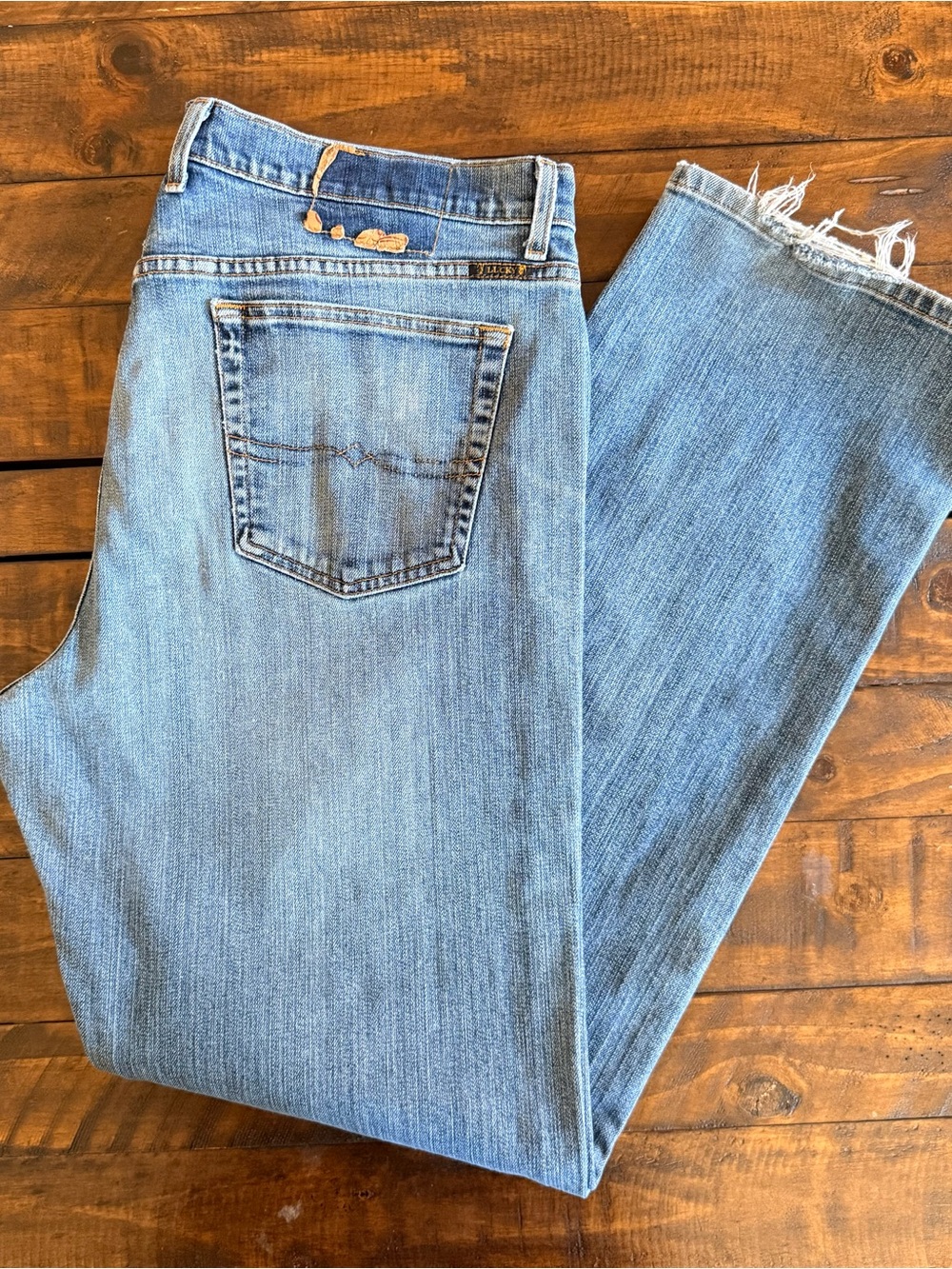 Vintage Lucky Brand Dungarees Button Fly 90s USA Jeans, Men’s Size 38x33